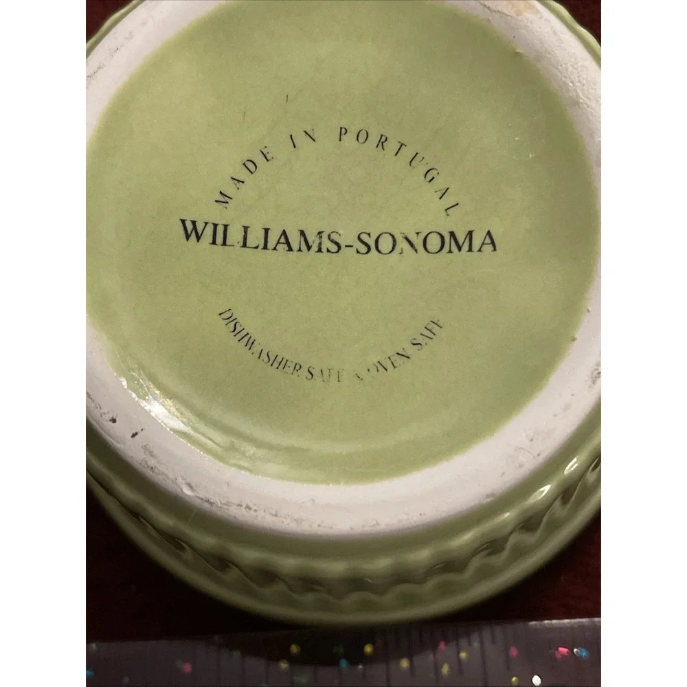 Williams-Sonoma Made In Portugal Ribbed Small Ramekins Soufflé Dishes Set‎ Of 2